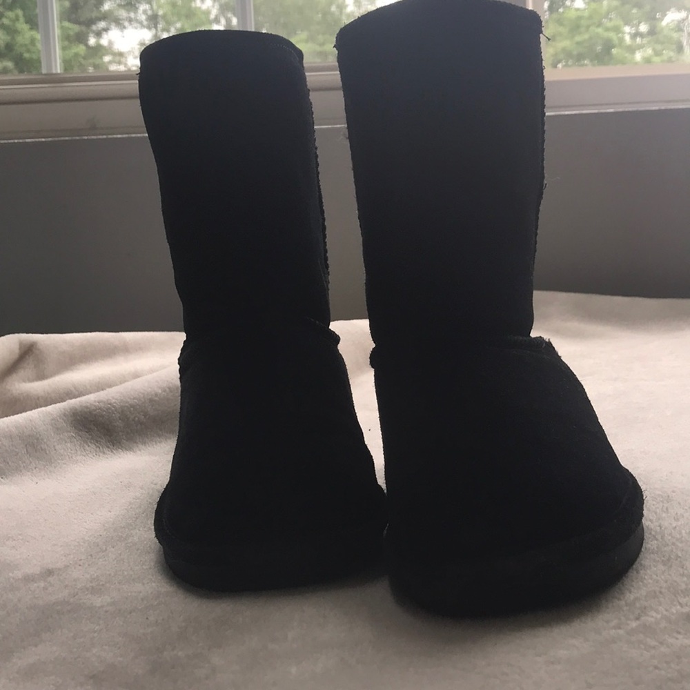 Size 5 black Bear-paws